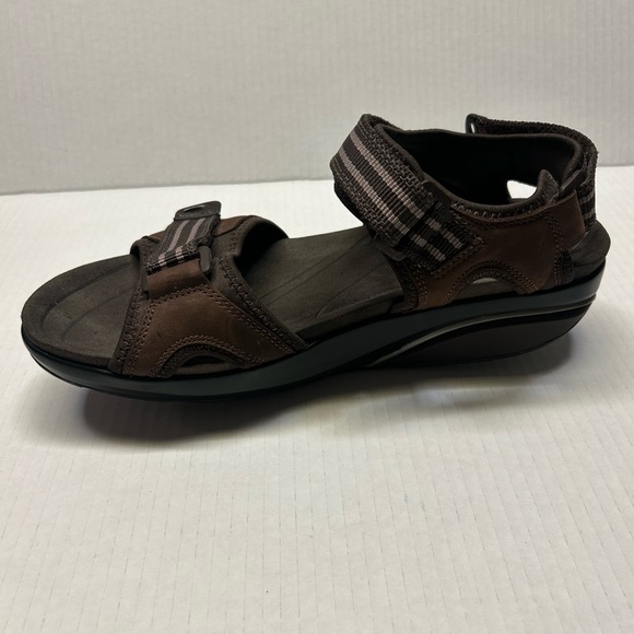 MBT Men\'s Brown Size 42 US 8-8.5‎ Jawabu Sandal Walking Sandals main image 13